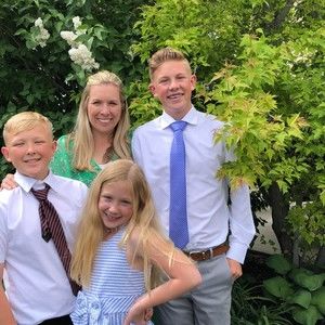 Meet your Posher, Julie